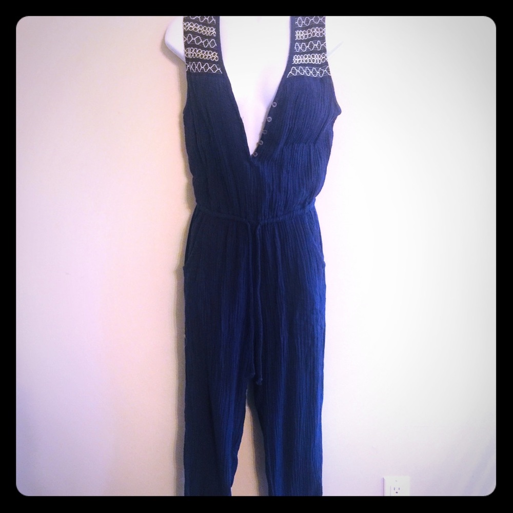 Clearance $10 LILKA SLEEVELESS JUMPER EMBROIDERY M